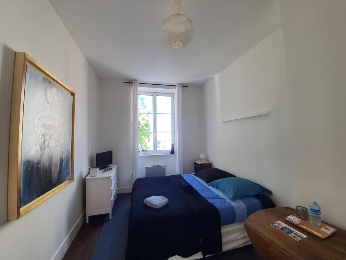 Maison Laurenza 2 Chambres D'Hotes Saint-Jean-de-Liversay Exterior photo